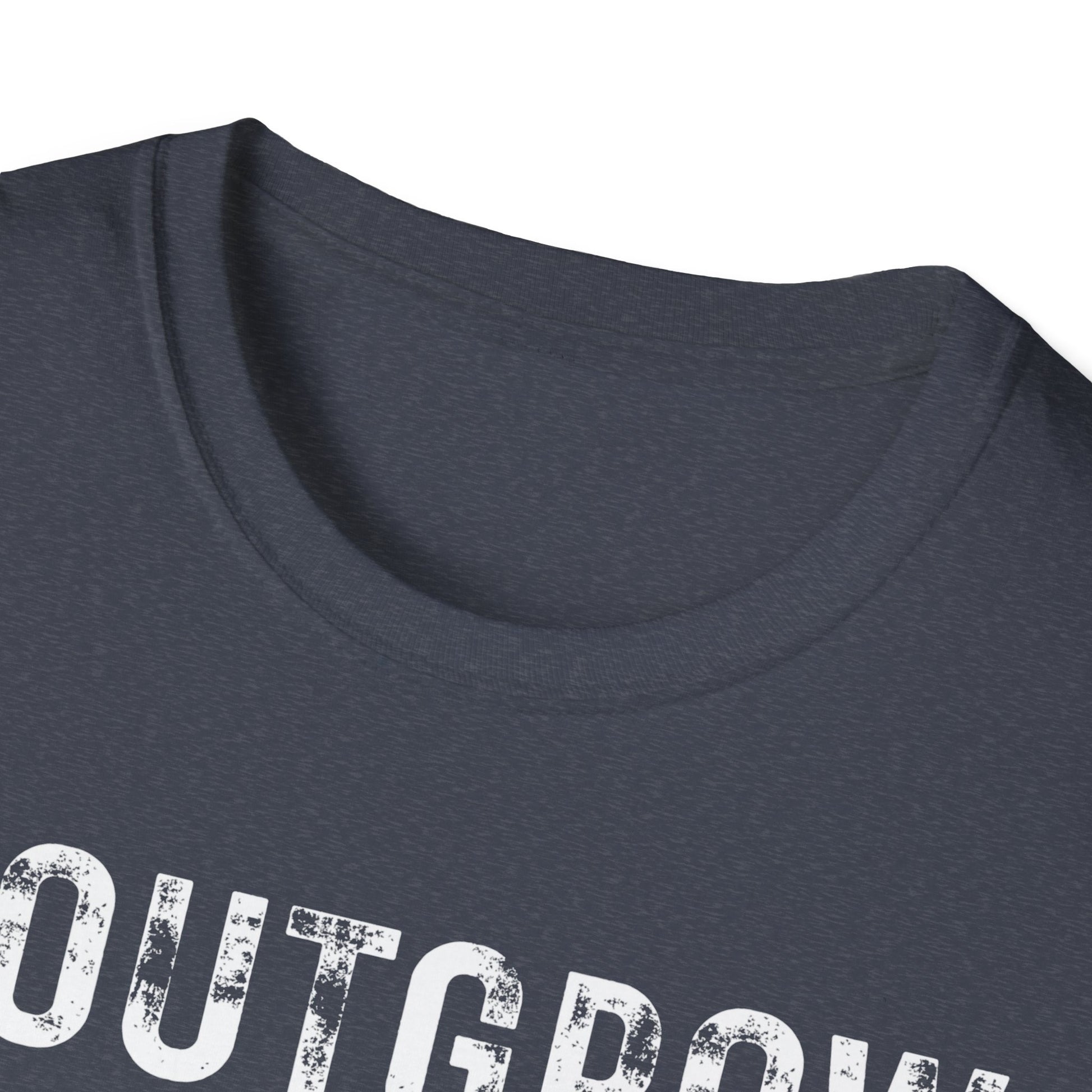 OUTGROW. T-shirt.
