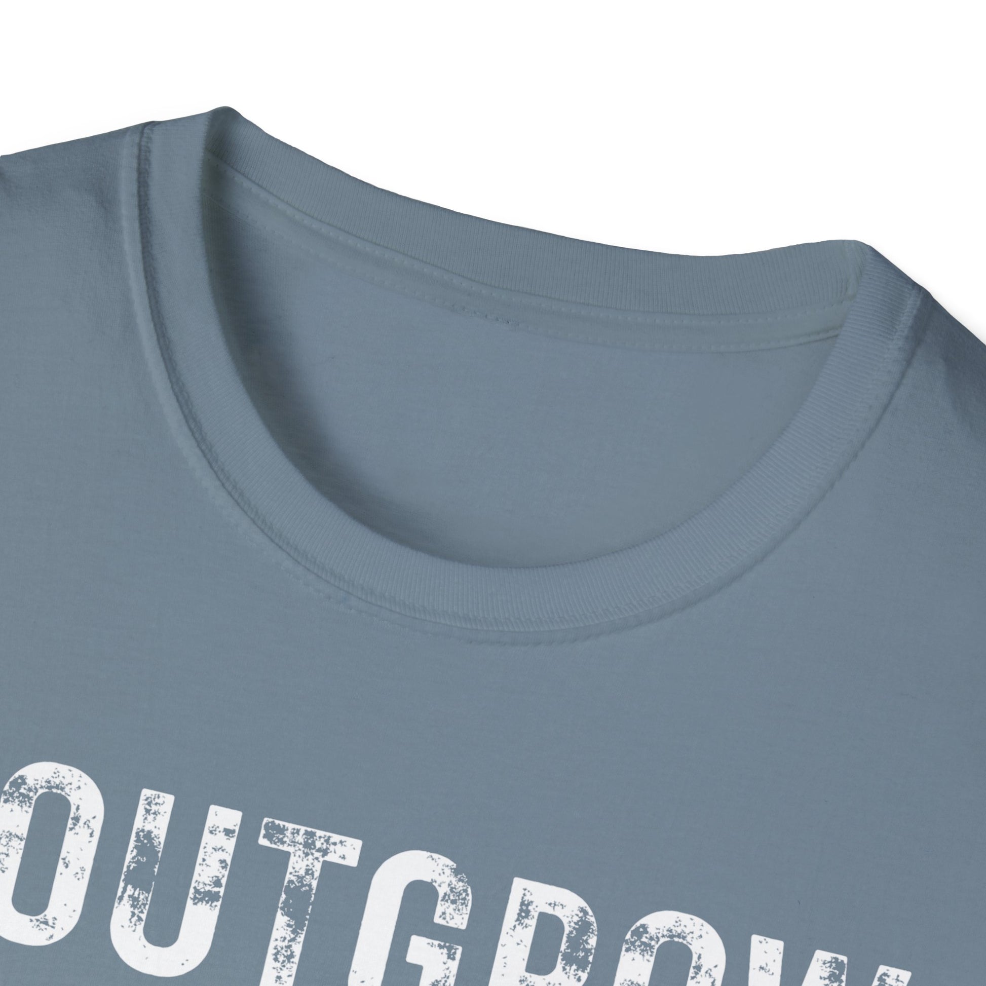 OUTGROW. T-shirt.