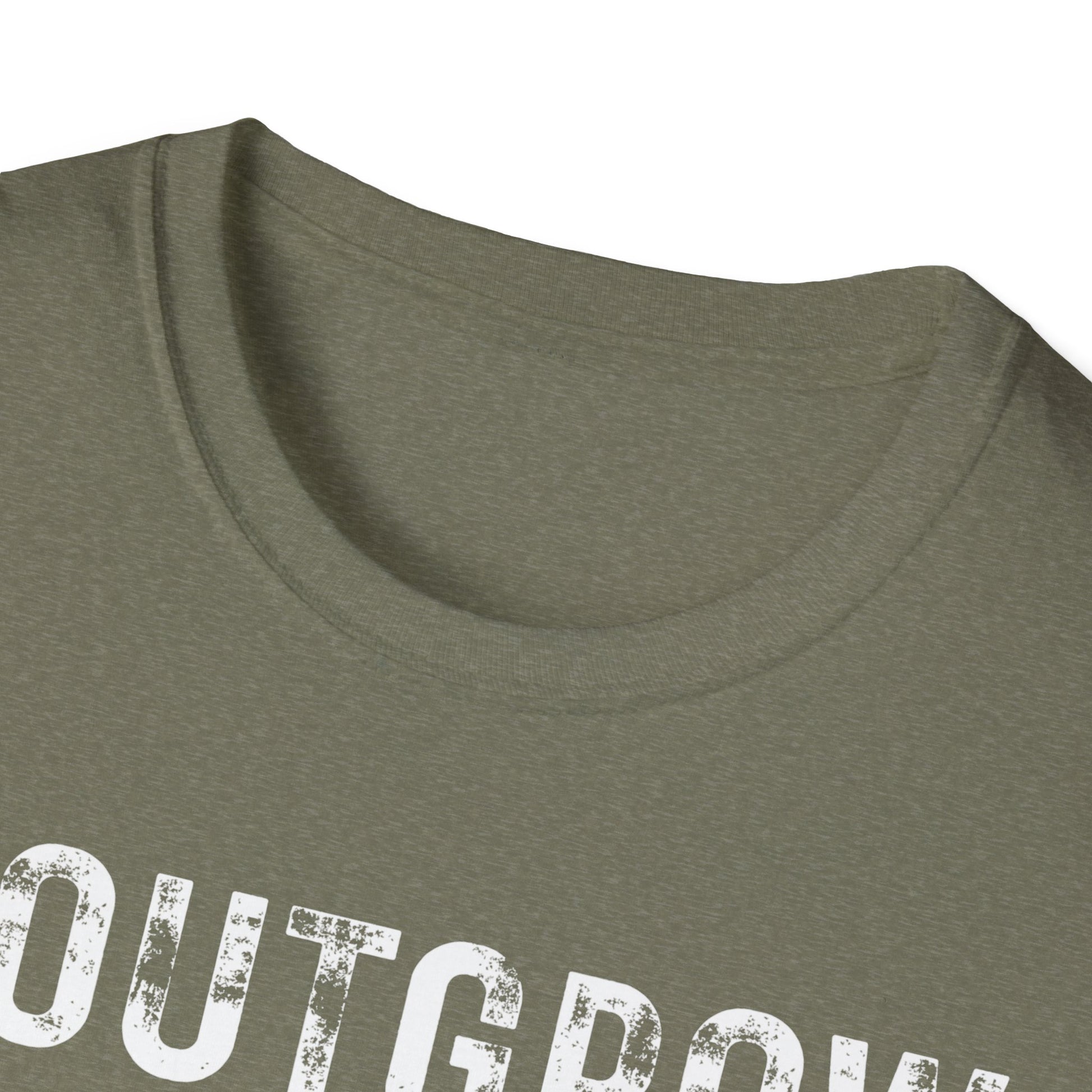 OUTGROW. T-shirt.